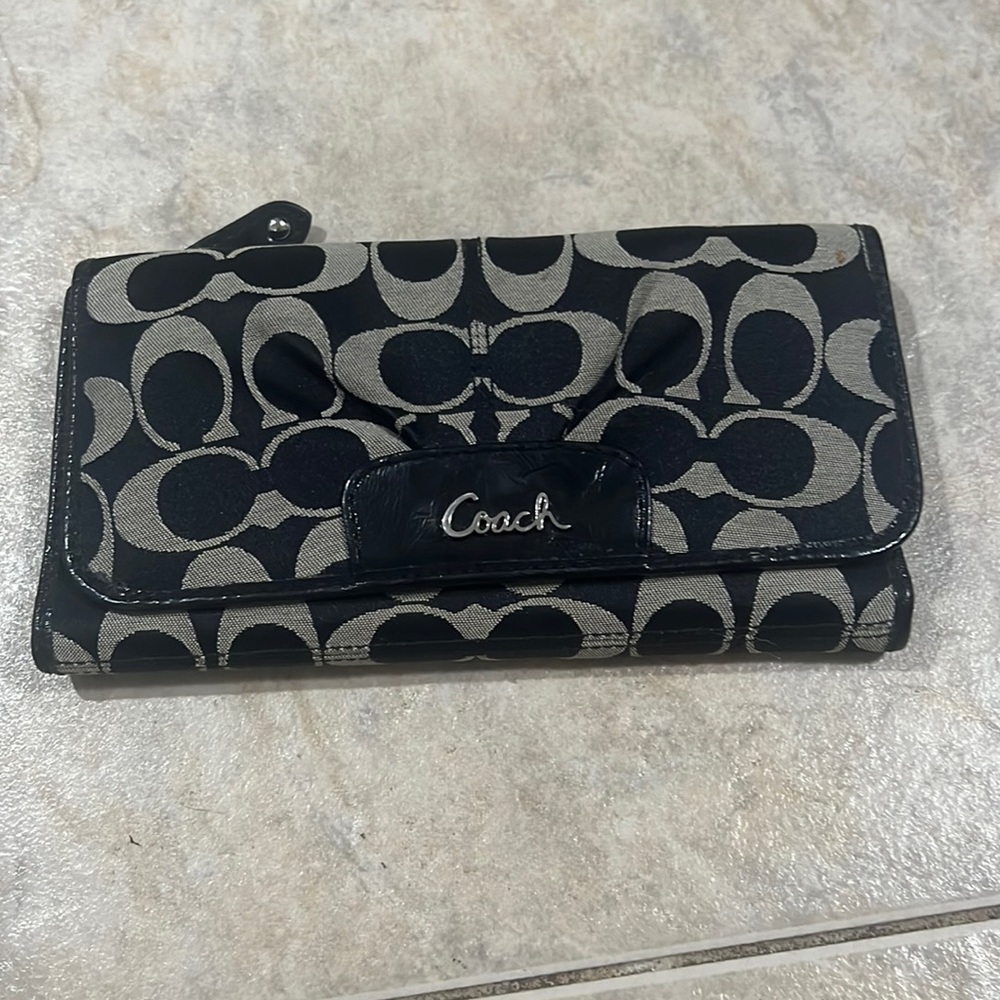 Coach wallet